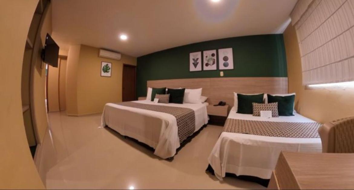 Hotel Prado 34 West บูการามังกา ภายนอก รูปภาพ
